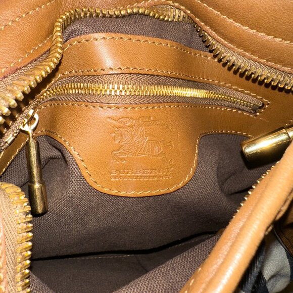 Burberry Phoebe Studded House Check Hobo Bag – New with tags - Picture 6 of 7